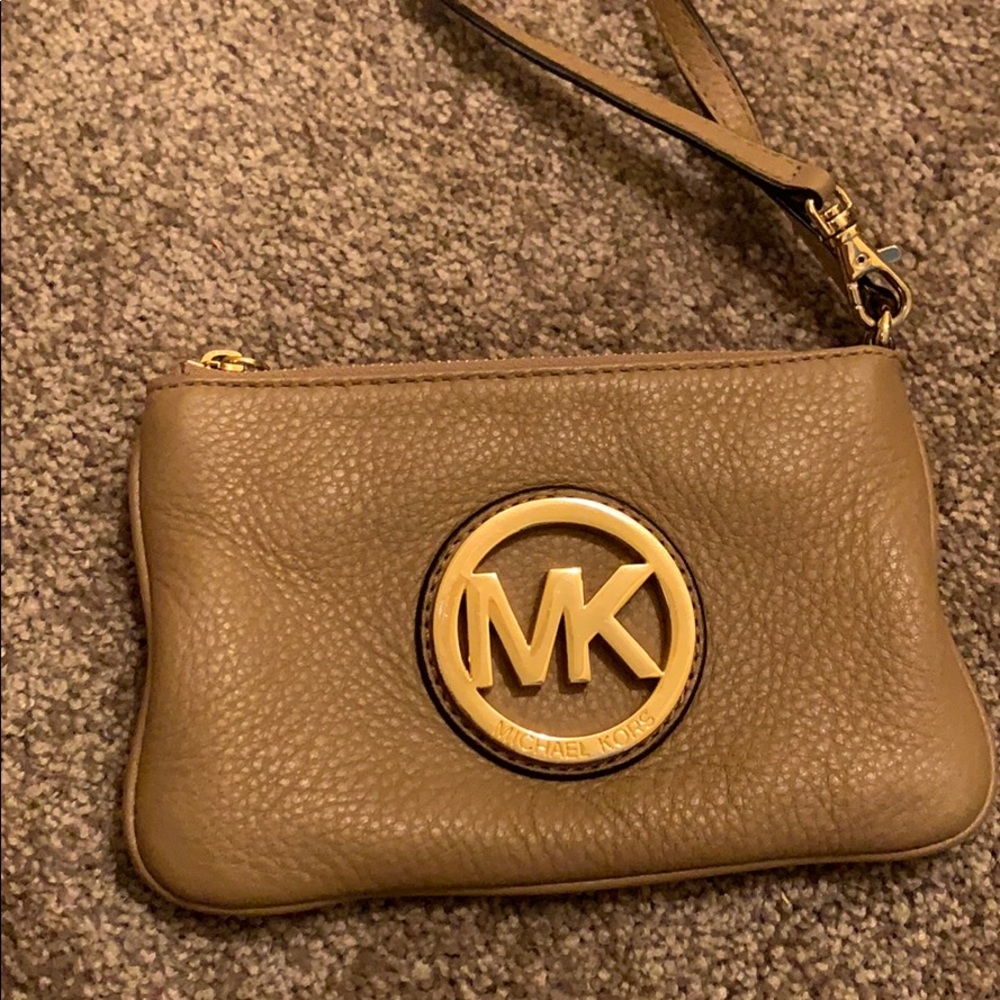 Tan Michael Kors wristlet
